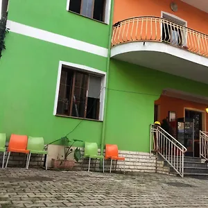 Green Hostel Tiran